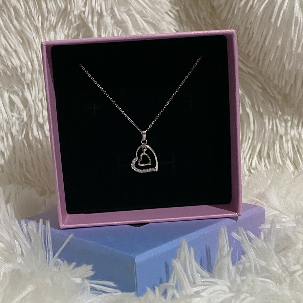 925 Sterling Silver Zircon Plating Inlay Heart Shape Pendant Necklace - Picture 2 of 7